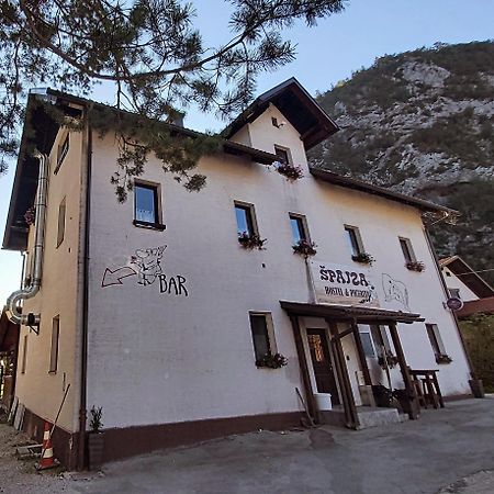 Hostel In Picerija Spajza Mojstrana Esterno foto
